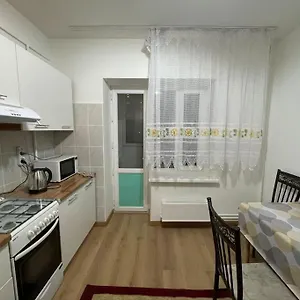 https://apt-2-comnatnaya-quartira-v-centre-almaty.hotels-of-almaty.com